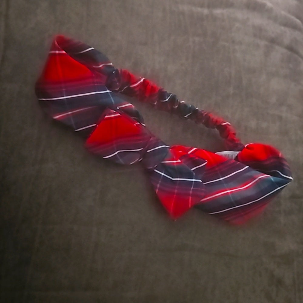 🎄  NWOT Holiday Plaid Baby Stretchy Headband 👶 🤶